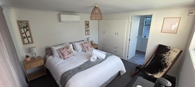 Modern & Private Studio in Tamatea, Napier