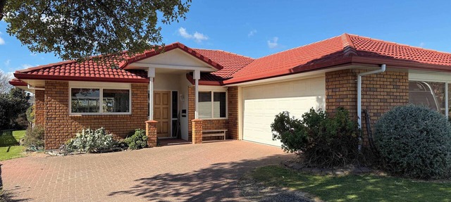 Mooma's - Single Level, Covered Patio, Sleeps 8