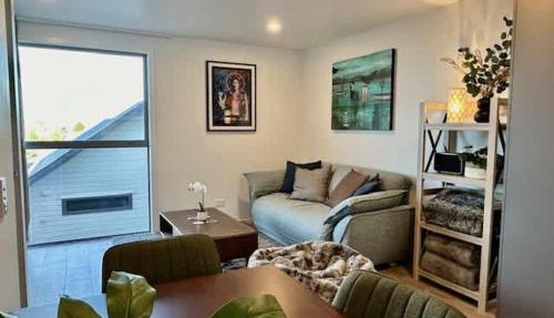 Mornington Oceanview Retreat