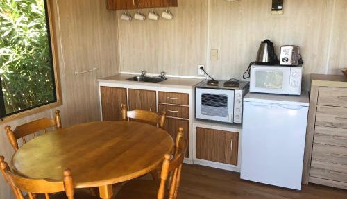 Mount and Surf View Cabin