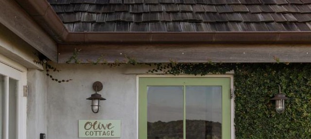 Mudbrick Cottages