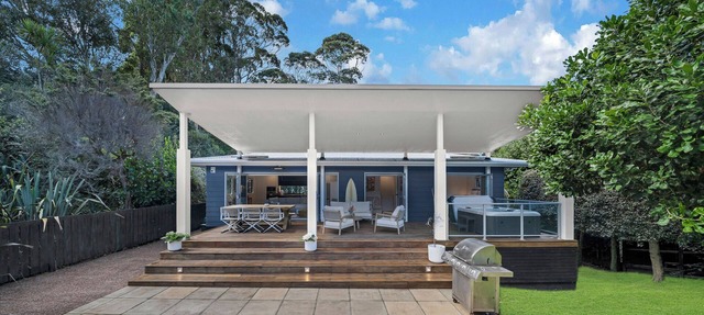 Narrowneck Escape by Bespoke Stays