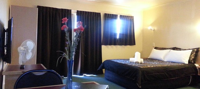 New Castle Motor Lodge