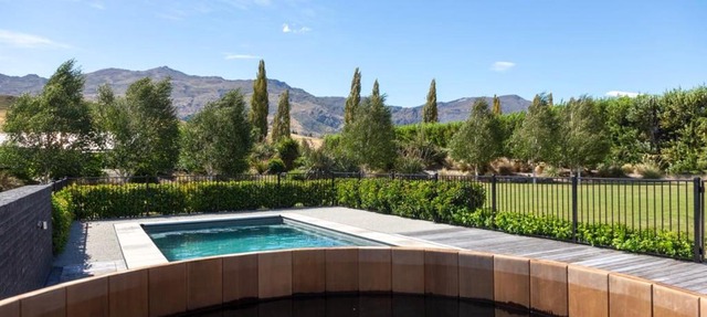 NEW! Speargrass Villa - Hot Tub - Swimming Pool