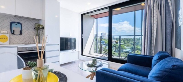 Nice City Studio with Ponsonby View