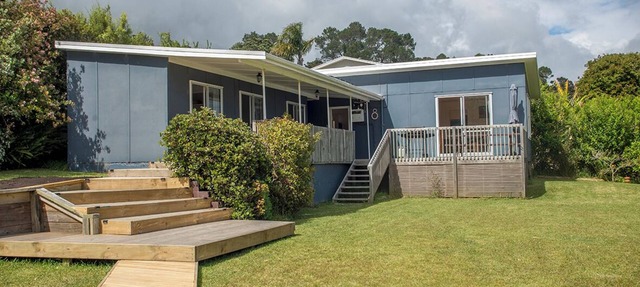 Nigel's Crib - Coopers Beach Holiday Home