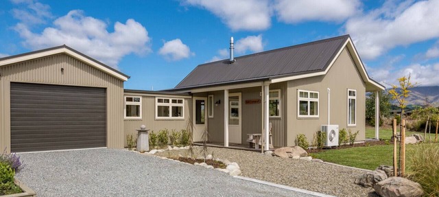 Night Sky Cottages - Kahu Cottage