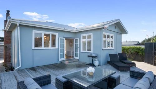 Ocean Breeze - Foxton Beach Holiday Home