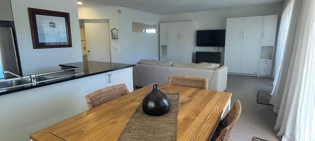 Ocean Breeze Resort