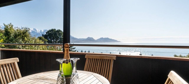 Ocean View Retreat | The Gallery