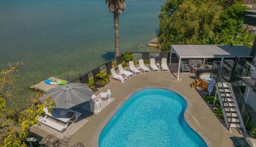 Oceans 88 Whitianga Coastal Suites