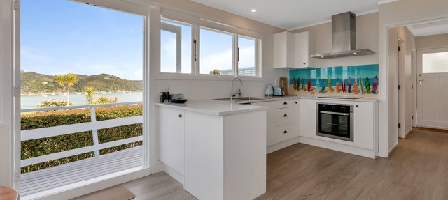 Okiato Views - Russell Holiday Home