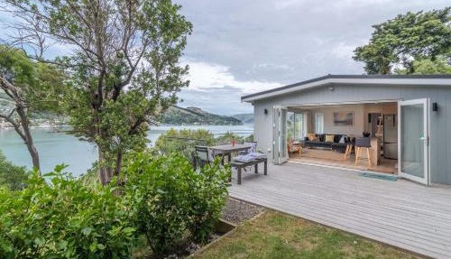 Otahuahua - Akaroa Holiday Home