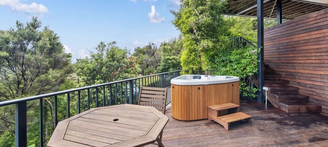Paihia, King Bed Apartment & Spa