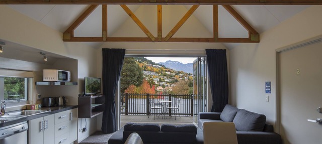 Pinewood Queenstown