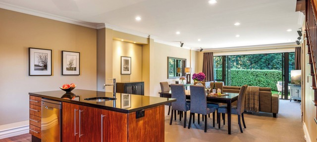 Platinum Queenstown Villas