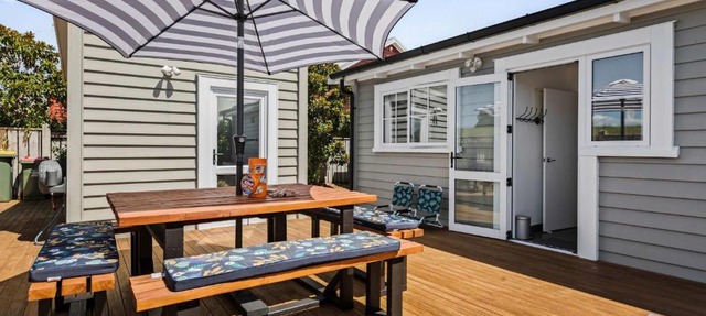Pohutukawa Cottage