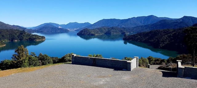 PORTAGE HEIGHTS MARLBOROUGH Sounds