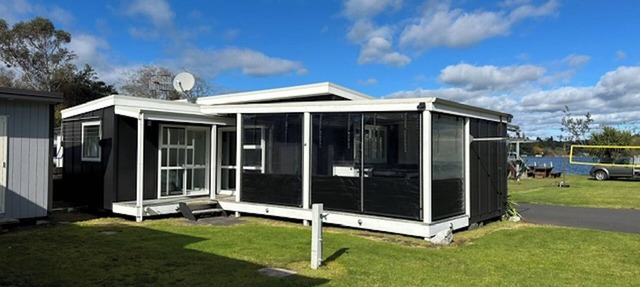 Premium Lakeview Cabin with Stunning Lake Views at Lake Rotoiti