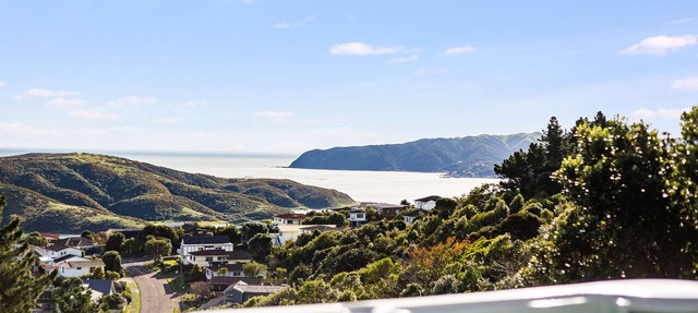 Private Spa, Harbour Views & Trails – Piri's Place