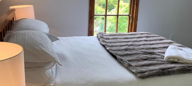 Quail Farm, Colonial charm