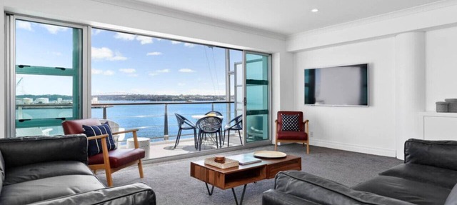QV Stays Harbourfront Escape