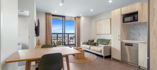 QV Stays Modern City Apartment