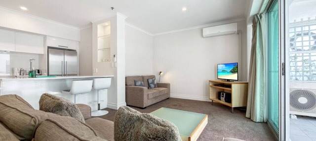 QV Stays Spacious Hideaway on the Wharf