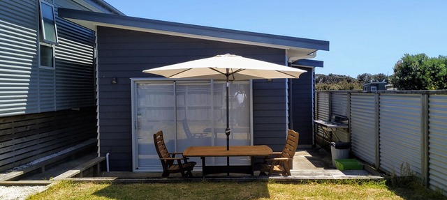 Rangiputa Studio - ideal for singles or couples