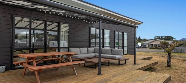 Rānui at the Drifts- Luxury Beach Stay Waiotahe