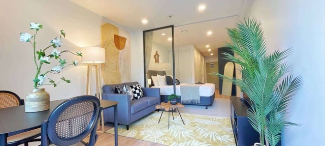 Relaxing Get Away Parkside CBD Studio, Pool & Gym