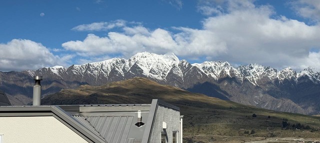 Remarkable Views, Close to Town