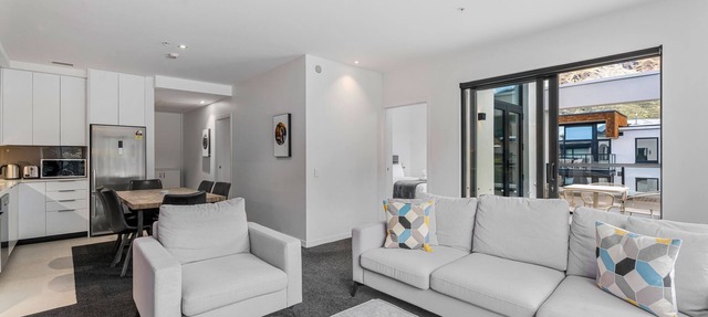 Residence du Parc by Staysouth
