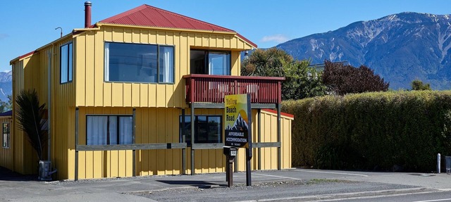 Revive House - Kaikoura Holiday Home