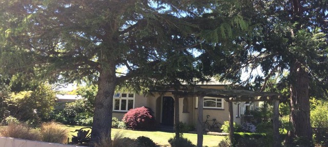 Riverside B & B