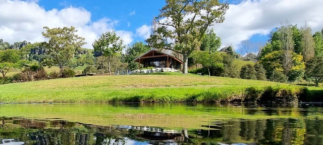 Riverside Romantic Cabin Outdoor Bath Waitomo