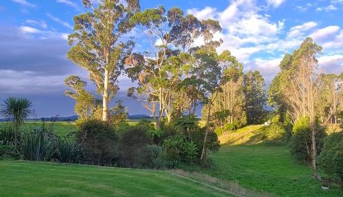Rolling Hills Country Stay B&B