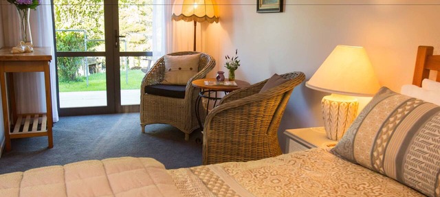 Rolling Hills Country Stay B&B