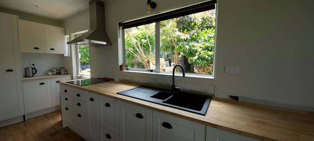 Room to move with a rural feel in Nelson city.
