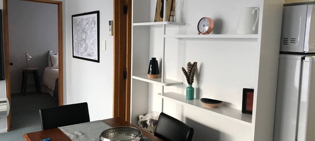 Roslyn Townhouse. Fully Self contained.