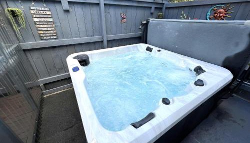 Rotorua Holiday Home - Prime Location - With Garden