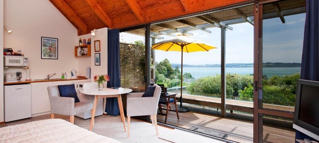 Russell Accommodation - Te Manaaki Villa