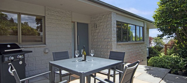 Rutherford Retreat - Nelson Holiday Home