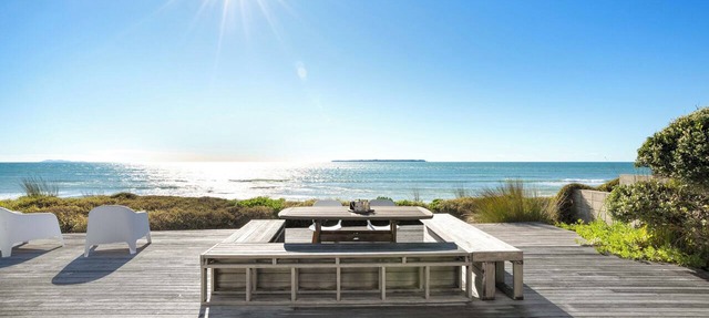 Sandbanks - Papamoa Holiday Home