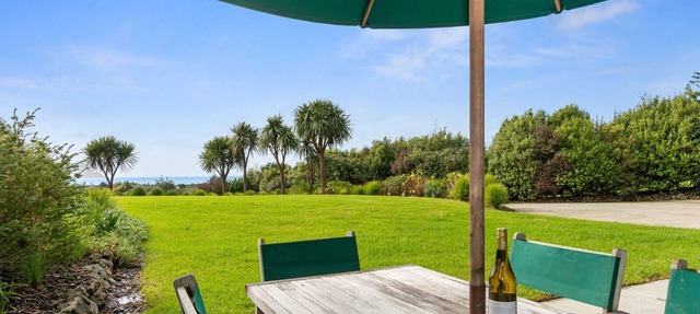 Sea View Cottage – Ruakaka Holiday Cottage