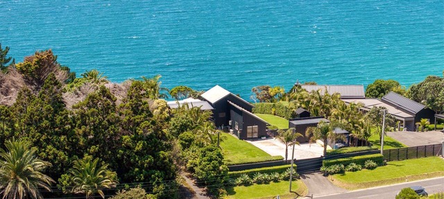 Sea Views & Space to Play