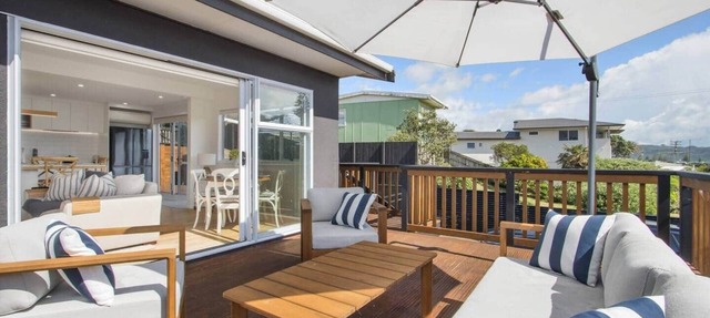Seaforth Cottage: A Classic Bach, with a Modern Twist!