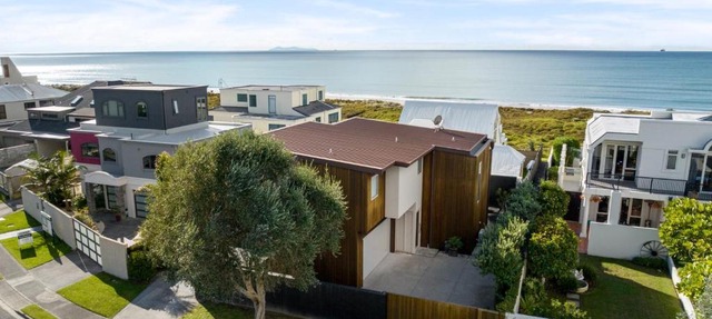 Seascape on Sunbrae with Sea Views
