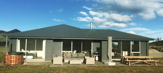 Secluded Cottage Rental near Opuha Conservation Area in Fairlie, South Island