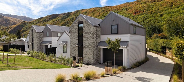 Shamrock Close - close to central Arrowtown